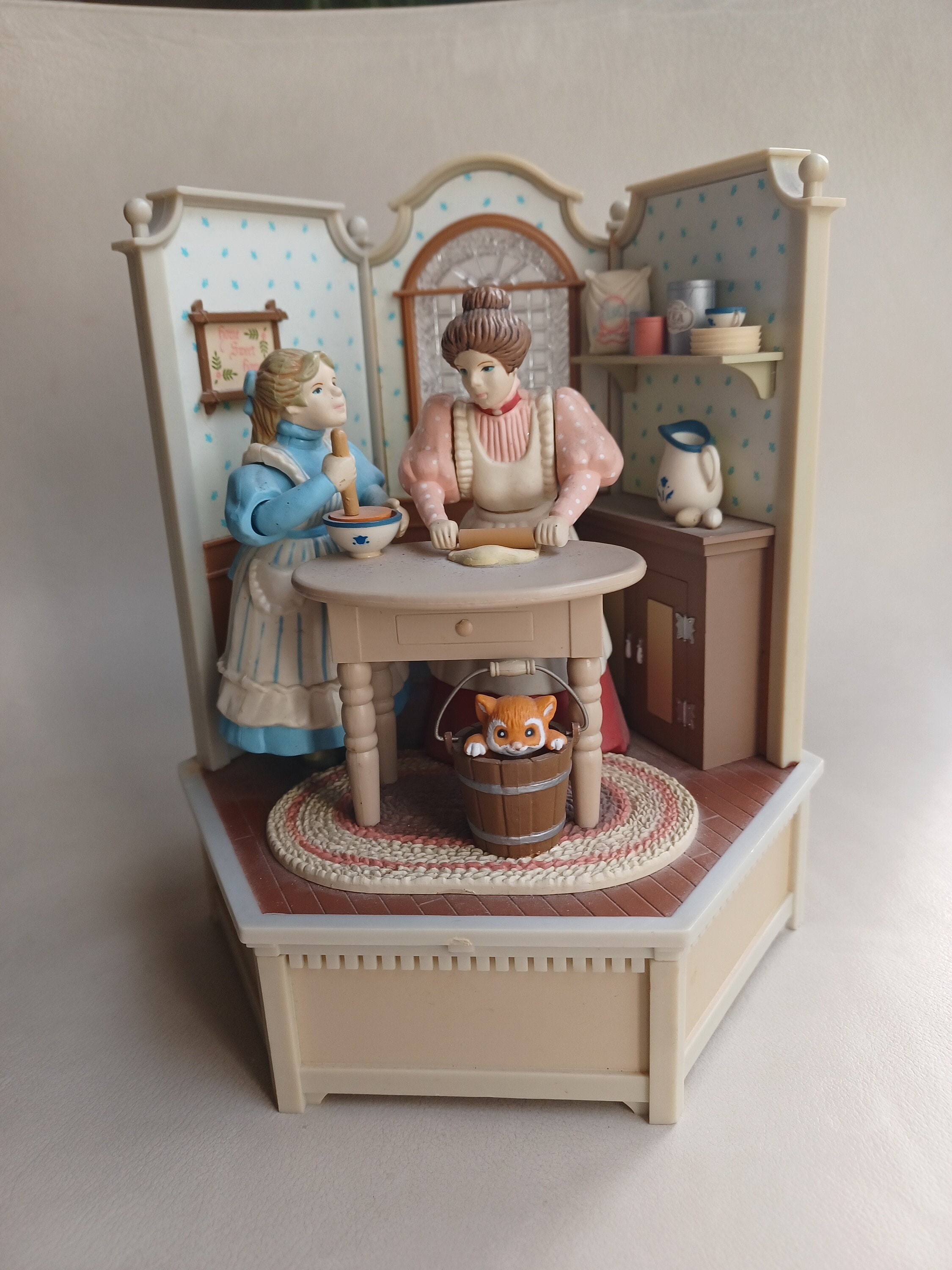 Vintage Enesco Music Box Au Clair De La Lune Wind up Music Vintage Enesco Music Box Au Clair De La Lune Wind up Music