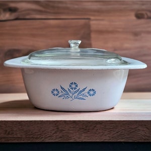 Vintage CorningWare 5 Qt Cornflower Blue Casserole Dish with Lid