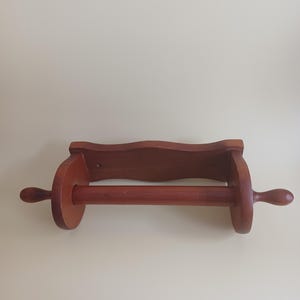 Suporte de rolo de papel toalha estilo fazenda de madeira vintage dispensador de cavilha de madeira para montagem na parede