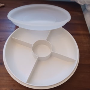 Vintage Divided Tupperware Container - 5 Sections - With Lid