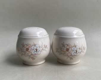 Vintage Keltcraft Julie Pattern Salt and Pepper Shakers - Made in Ireland - Cottagecore