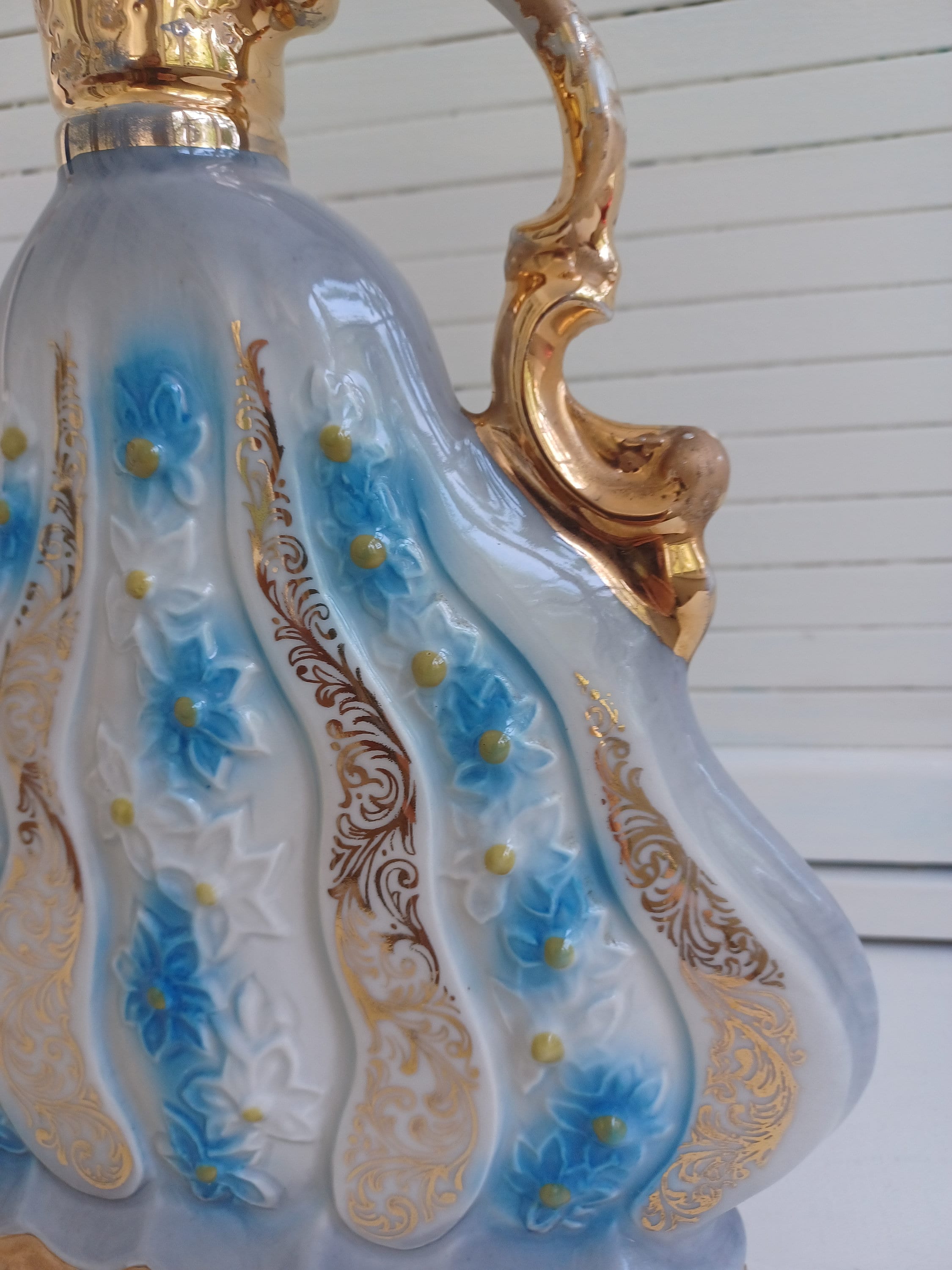 Vintage Jim Beam Regal China Whiskey Decanter – Collectible