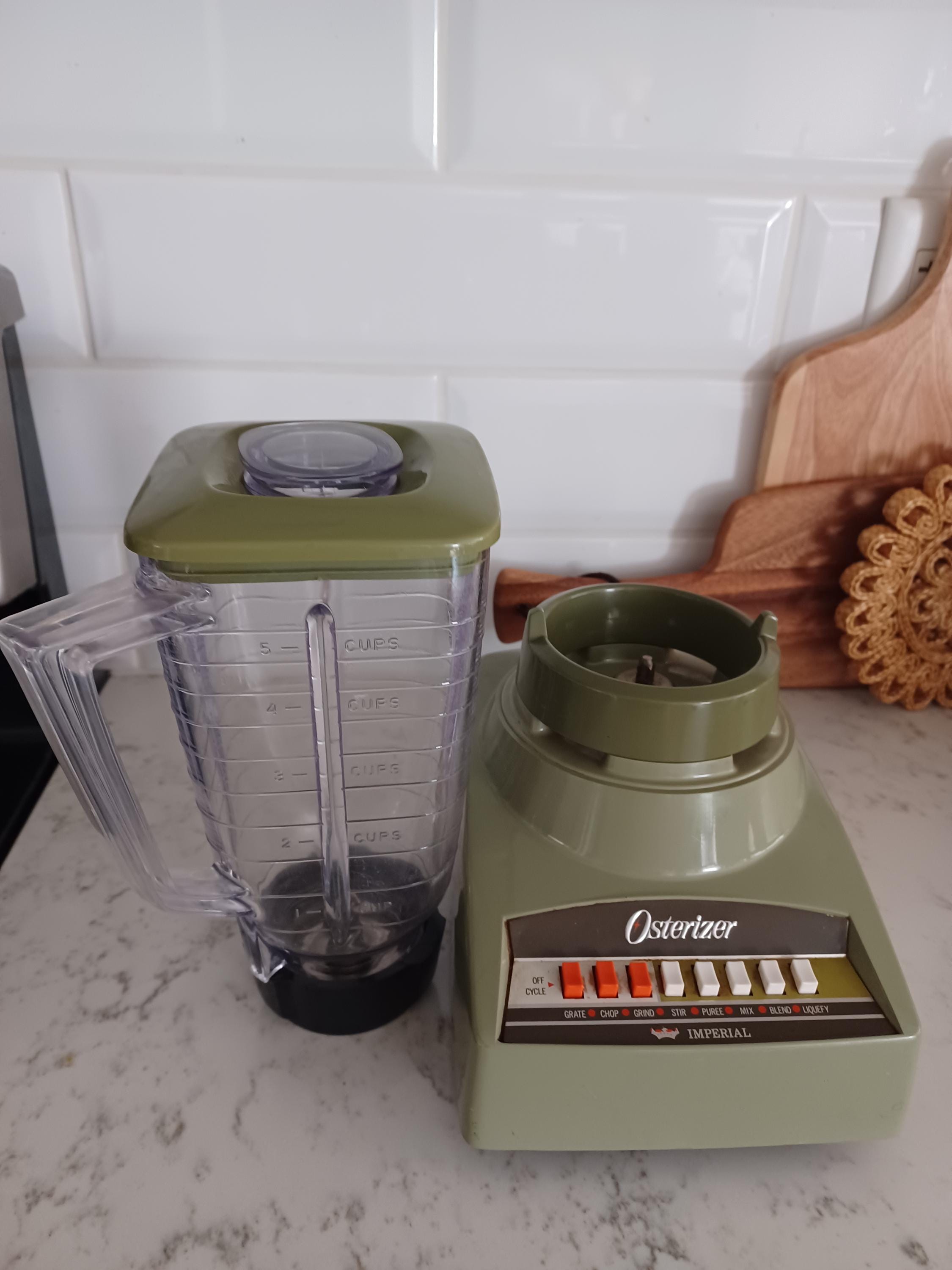 Vintage Avocado Green Osterizer Blender: 1970s Retro Kitchen