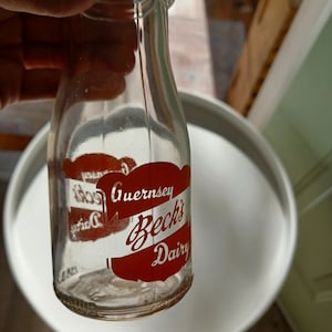 Vintage Beck’s Guernsey Dairy Milk Bottle Quart Embossed Glass