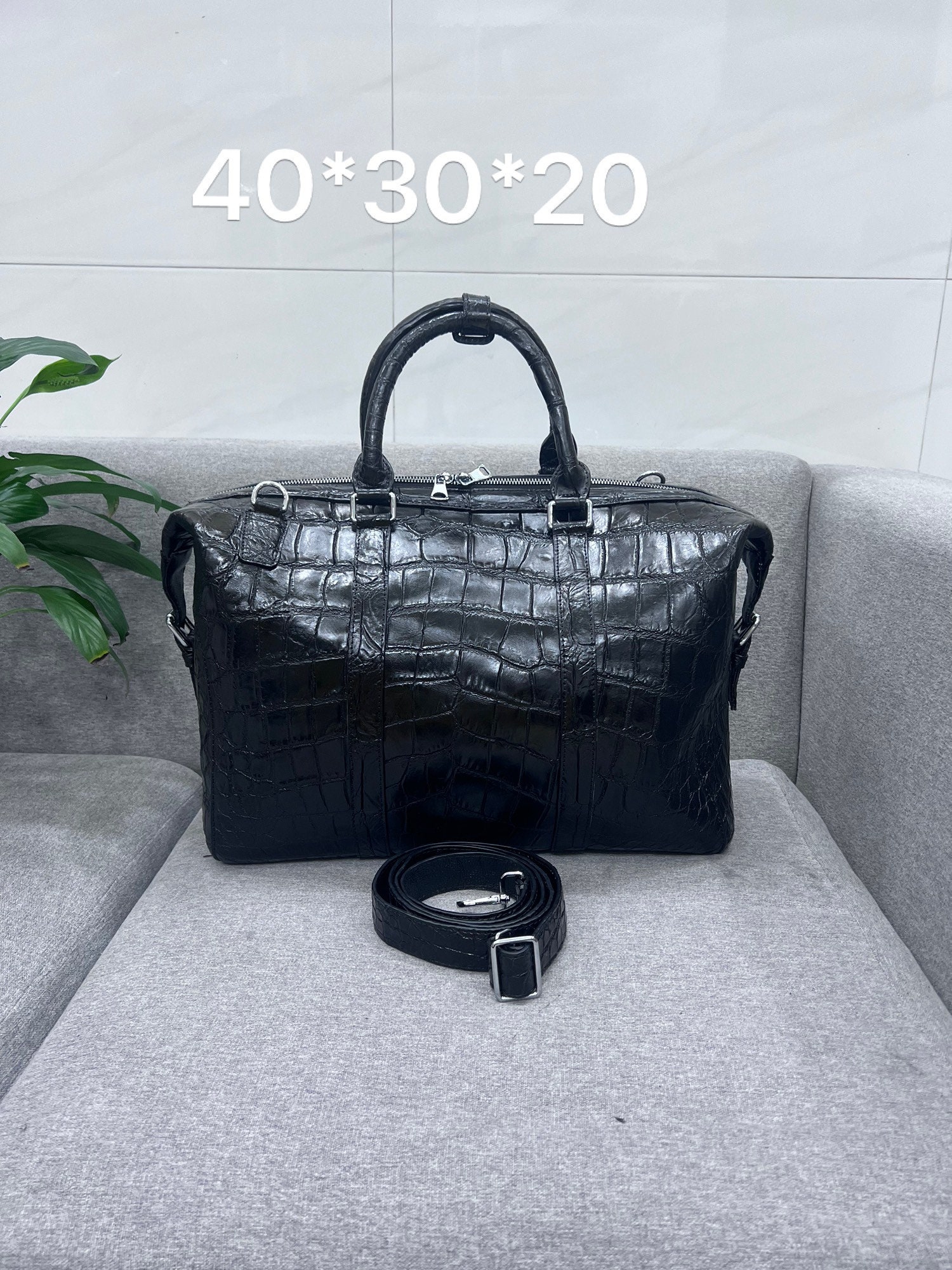 Emg6646 Genuine Leather Crocodile Kelly Bag Large Real Colored Purse Custom  Design Inspired Luxury Guangzhou Wholesale Designer Handbag Famous Brand -  China Crocodile Bag and Kelly Bag price
