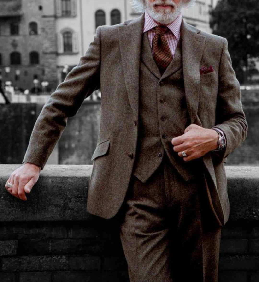 Men's 1920s Retro Dark Brown Wool Suit . Tweed Brown 3 Piece Suit