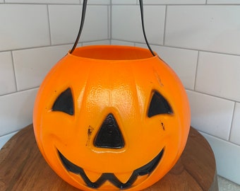 Vintage Halloween Orange Pumpkin Jack O Lantern Trick or Treat Candy Bucket w/ Handle