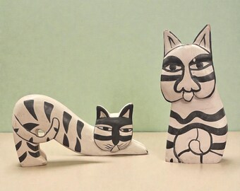 Set of 2 - Laurel Burch Style Folk Art Wooden Cats - Tribal Print Home Decor - Gift for Crazy Cat Lady - Black & White Aesthetic