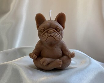 Kaars “Mediterende hond”