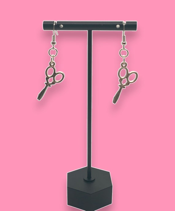 Subtle LGBTQ+ Pride Scissor Earrings: Playful Novelty Jewelry for Queer Fashion Enthusiasts!