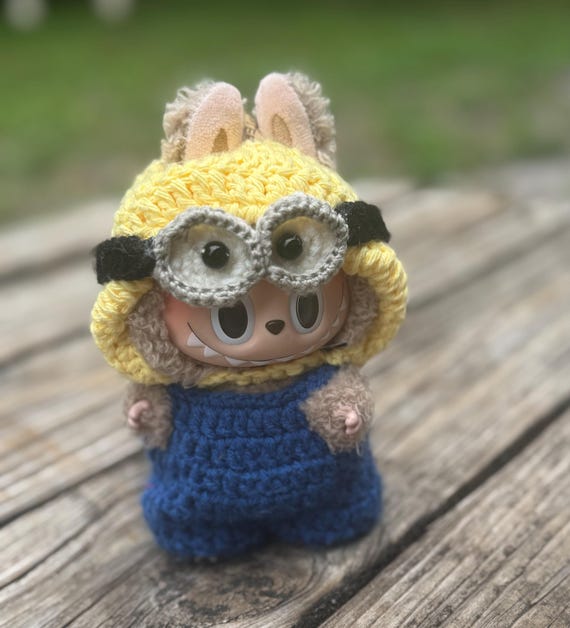 Labubu Doll Crochet Minion Outfit – Handmade Yellow Hoodie & Overalls Costume
