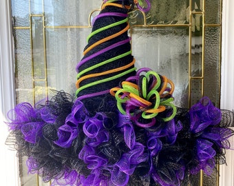 Extra Large Witch Hat Wreath,  Whimsical Wreath, Black Hat Wreath, Mardi Gras Hat Wreath, whimsical Door Hanger, Witch Hat Front Door Wreath