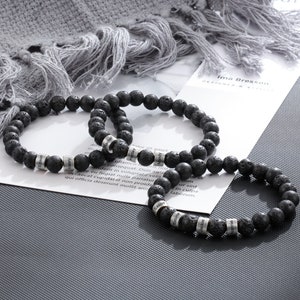 Gepersonaliseerde kralenarmband voor heren, aangepaste 1-5 naamarmband, lavasteenkraalarmband, kindernaamarmband, vaderdagcadeau voor hem, voor echtgenoot
