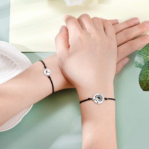 Juego de pulseras personalizadas para padres e hijos de regreso a la escuela, pulsera de letras grabadas, pulseras de diente de león, regalo para niños, símbolo de amor maternal