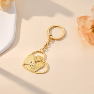 Llavero inicial personalizado, llavero con letra grabada, regalos de llavero personalizados, llavero de hermana, regalo para mamá, regalo para el mejor amigo