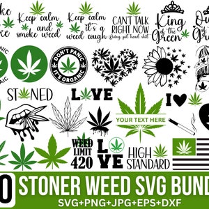Puede incluir: Un conjunto de 30 archivos SVG digitales con varios diseños relacionados con la cultura del cannabis. Los diseños incluyen frases como "Wake & Bake", "Keep Calm and Smoke Weed", "Stoned", "Love", "High Standard" y "King of the Green". Los diseños también incluyen imágenes de hojas de marihuana, corazones y coronas.
