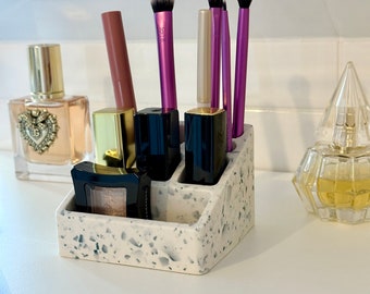 Sustainable bathroom organizer Terrazzo white