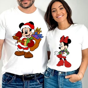 Traje de Papá Noel de Navidad Svg, Personaje de Navidad Svg, Ratón de Navidad y Amigos Svg, Escuadrón de Navidad, Muy Feliz Navidad, Reino Mágico Svg