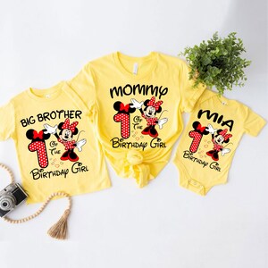 Anniversaire fille personnalisé Svg, Svg la maman de la fille qui fêtait son anniversaire, Svg souris de la petite fille qui fêtait son anniversaire, Svg joyeux anniversaire, Svg Magical Kingdom