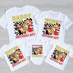 Personlig födelsedag png, racerbilar födelsedag, racerbilar, terrängracing familj födelsedag mus, födelsedagspojkens mus, grattis på födelsedagen