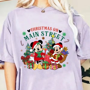 Natal Na Rua Principal Png, Natal Santa Costume Png, Feliz Natal Png, Rato De Natal E Amigos,Esquadrão De Natal Png,Amigos De Natal