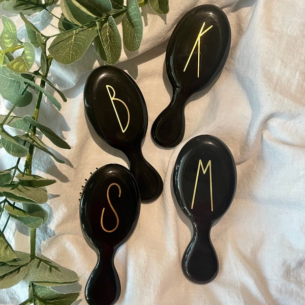 Bachelorette Party Gift | Custom Hair Brush | Mini Wet Brush | Bridesmaid Gift | Name Initial Hair Brush Mini