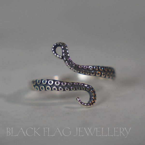 Silver Octopus Ring - Adjustable Tentacles Ring, Gothic Jewelry, Punk and Emo Gift for Him/ Her