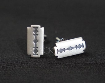 Sterling Silber Rasierklinge Ohrringe, Gothic Ohrstecker, Urban Punk Schmuck, Unisex Ohrstecker im Industriestil