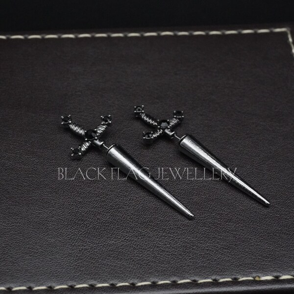 Boucles d’oreilles Black Sword Dagger - Boucles d’oreilles gothiques énervées, bijoux médiévaux