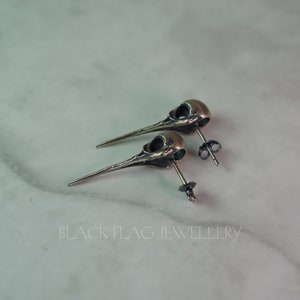 Sterling Silber Vogel Schädel Ohrringe Gothic Rabe Schädel Ohrstecker Makaber Vogel Knochen Schmuck, Vogel Gothic Geschenk für ihn, Geschenk für sie Bild 7