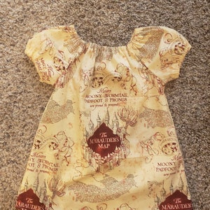 Magisches Karten-Kleid, Magisches Schulkleid, Hexenkleid