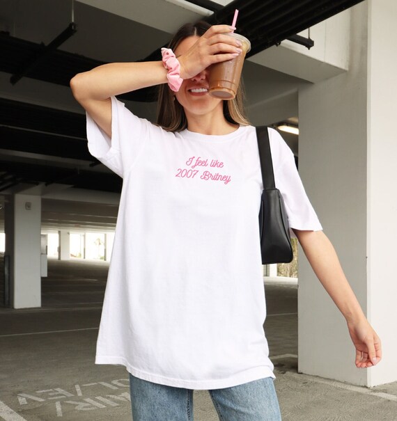 Me siento como camisa Britney de 2007 camisa iconica y2k ropa de calle de moda de los 90 camisa de Britney Spears ironica camiseta estetica Gen Z Etsy Espana