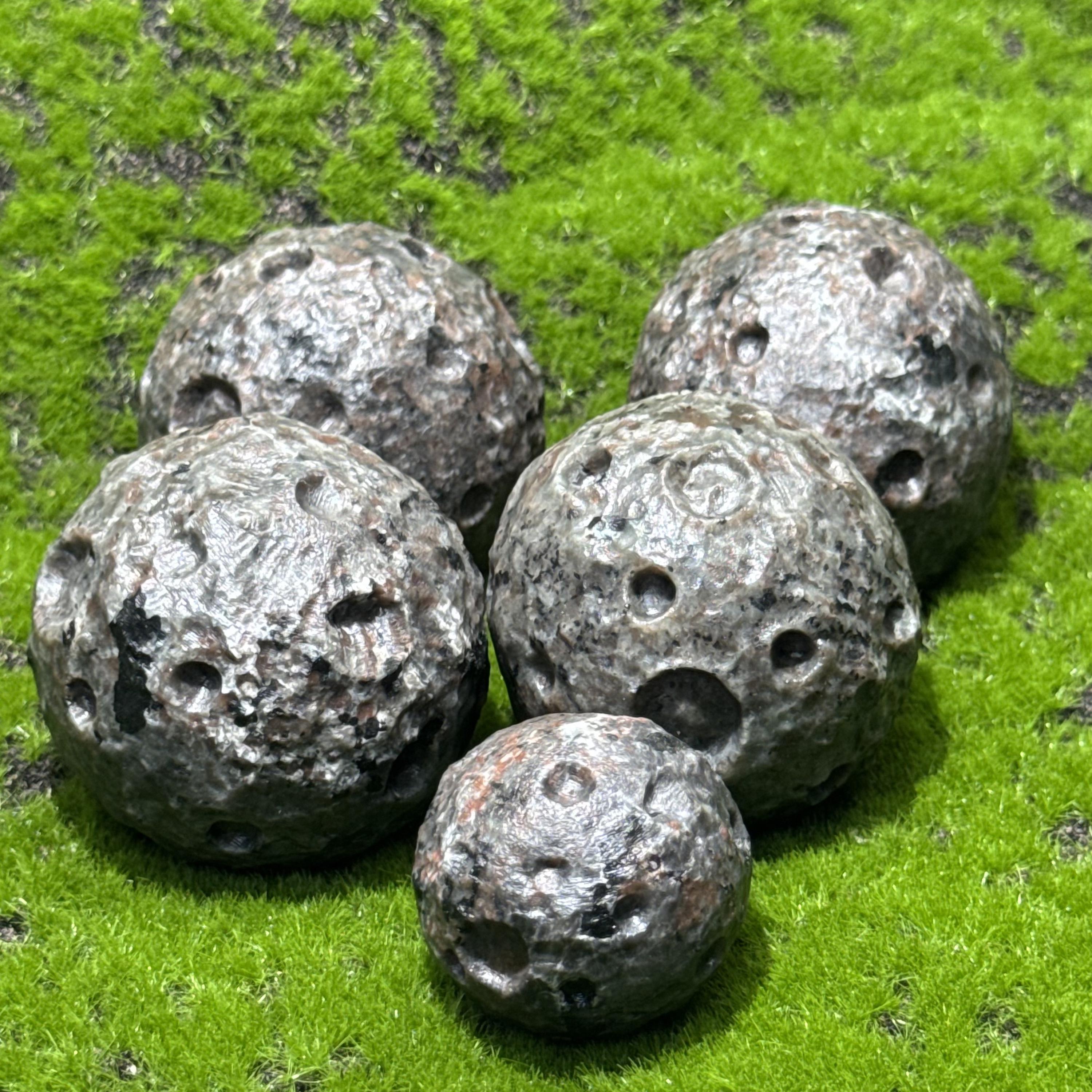 Natural Yooperlite Moon Sphere, UV Fluorescent Crystal Globe, Yooperlite Moonstone Balls, Michigan Glow Stone Collectibles