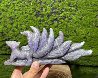 三日月彫刻のラブラドライト九尾狐 - 青と緑のフラッシュ - Etsy 日本