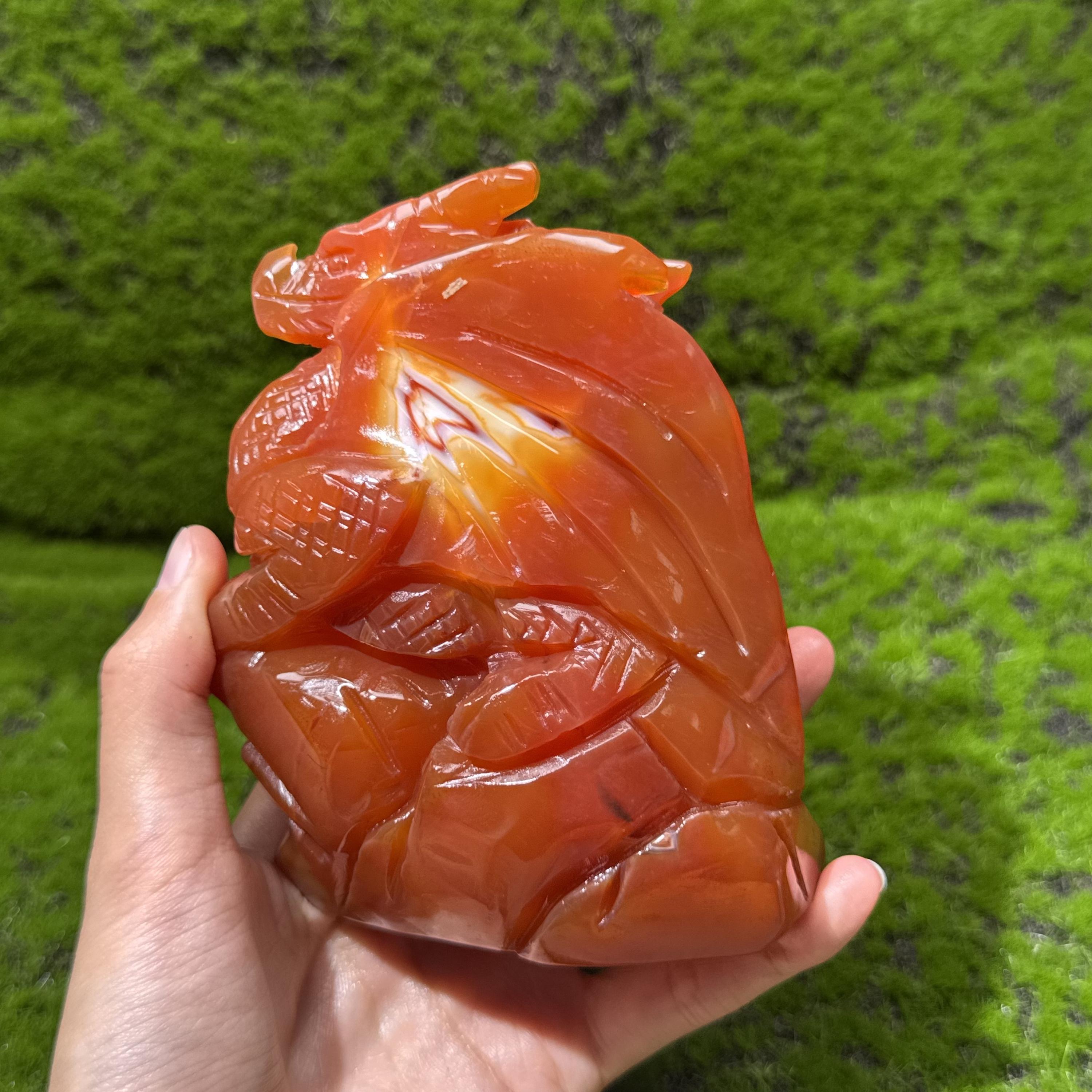 赤瑪瑙の龍の置物：水晶彫刻、室内装飾 - Etsy 日本