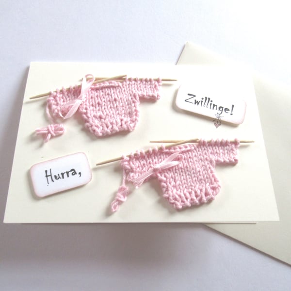 Glückwunschkarte zur Geburt von Zwillingen - Handgestricktes - Klappkarte B 6 und Kuvert - Elfenbein