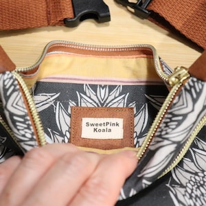 Canvas-Hüfttasche mit Kunstleder, australischer Ureinwohner Blumendruck-Gürteltasche