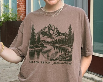 T-shirt con grafica Grand Teton National Park Comfort Colors, maglietta con paesaggio montano, regalo per gli amanti della natura, maglietta per attività all'aperto, top per escursioni e avventure