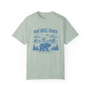 Teer hak staat comfort kleuren tshirt, eclectisch North Carolina natuurliefhebber shirt, uniseks T-shirt, vintage grafische top, uniek cadeau voor de natuur Bay