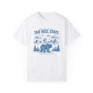 Teer hak staat comfort kleuren tshirt, eclectisch North Carolina natuurliefhebber shirt, uniseks T-shirt, vintage grafische top, uniek cadeau voor de natuur White