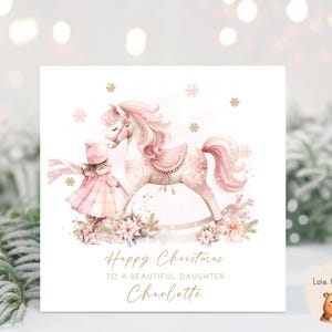 Kerstkaart meisjes - hobbelpaard - gepersonaliseerd - babymeisje - kleindochter nichtje