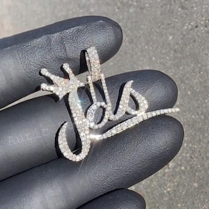 Colgante con nombre personalizado para ella, colgante con letra de diamante moissanita VVS, fuente personalizada, regalo de aniversario para esposa, acabado en oro blanco de 14 quilates, plata 925
