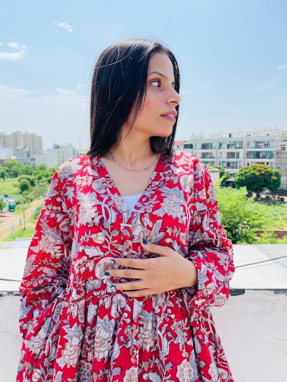 red floral printed boho mini maxi dress / v neckline with buttons mini maxi dress / long sleeve summer mini dress red floral printed boho mini maxi dress / v neckline with buttons mini maxi dress / long sleeve summer mini dress