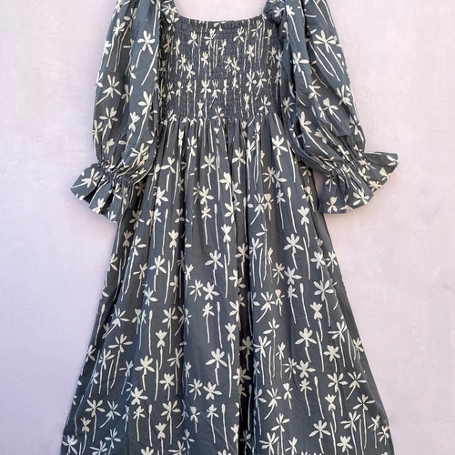 Green Tulip Flower Printed Cotton Long Summer Maxi Dress / Square