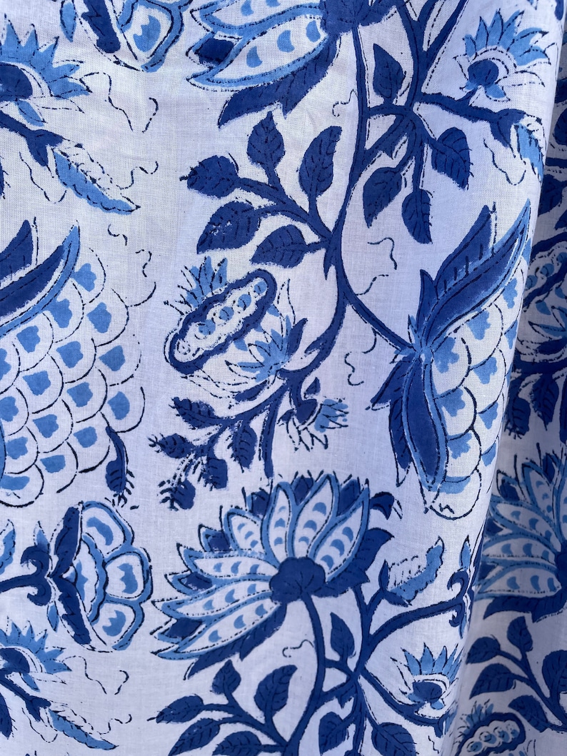 Robe longue bleu d'été à fleurs de lotus nouveau style / Robe longue bohème à décolleté en V / Robe longue pour femme à manches 3/4 avec bouton image 4