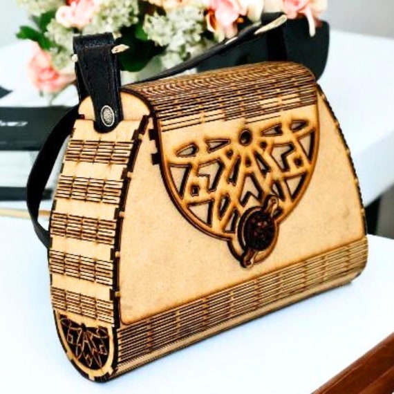 Female Handled Designer Embroidery Handmade Hand Bag. AKB-203 at Rs 1150 in  Mumbai