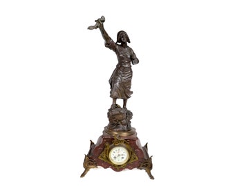 Reloj de sobremesa campesino francés Napoleón III, siglo XIX