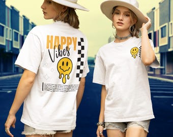 Retro Happy Vibes Smiley Face Oversized Tee - damska wygodna koszula w kolorach, koszula z lat 90., letnia koszula retro, koszulka z grafiką o zdrowiu psychicznym