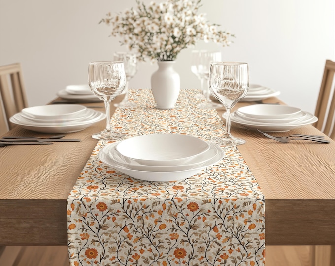 Fall Floral Table Runner: Farmhouse Thanksgiving Decor