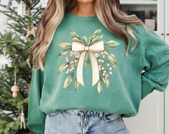 Coquette Christmas Sweatshirt, Mistletoe Comfort Colors® Christmas Floral Sweater, Christmas Shirts for Women, Holiday Pullover
